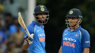 MS Dhoni, Hardik Pandya lift India to 281 for 7 from ruins in 1st ODI against Australia